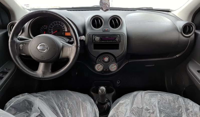 
								Nissan March S 1.0 Flex 2012 – 71.837 km total									
