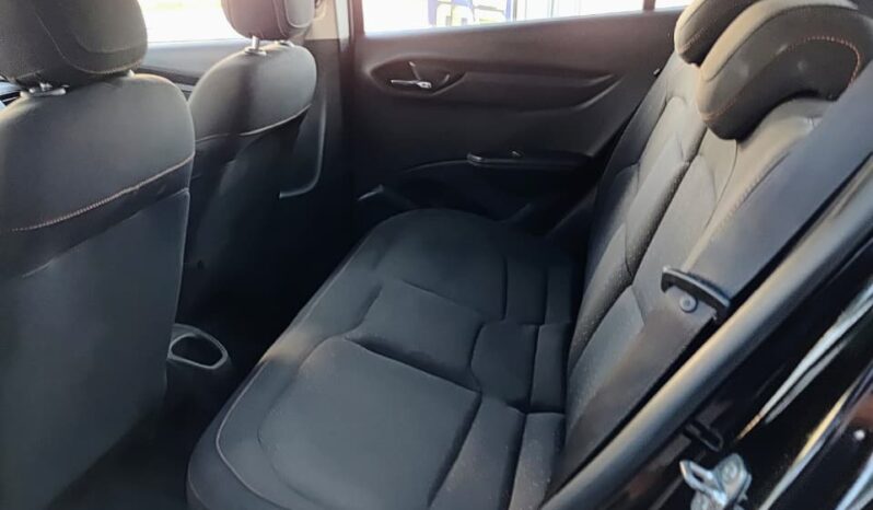 
								Chevrolet Onix LTZ 1.4 Flex Manual – 109.306 km total									